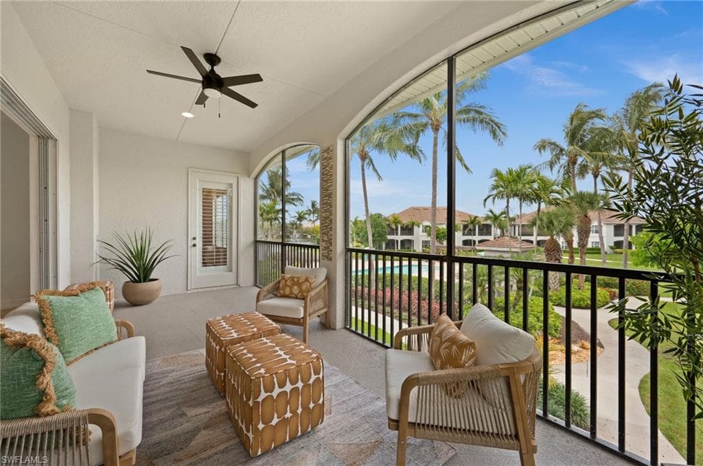 5004 Maxwell Cir 3-202, Naples, FL 34105-32