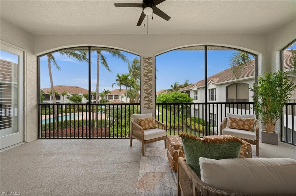 5004 Maxwell Cir 3-202, Naples, FL 34105-33