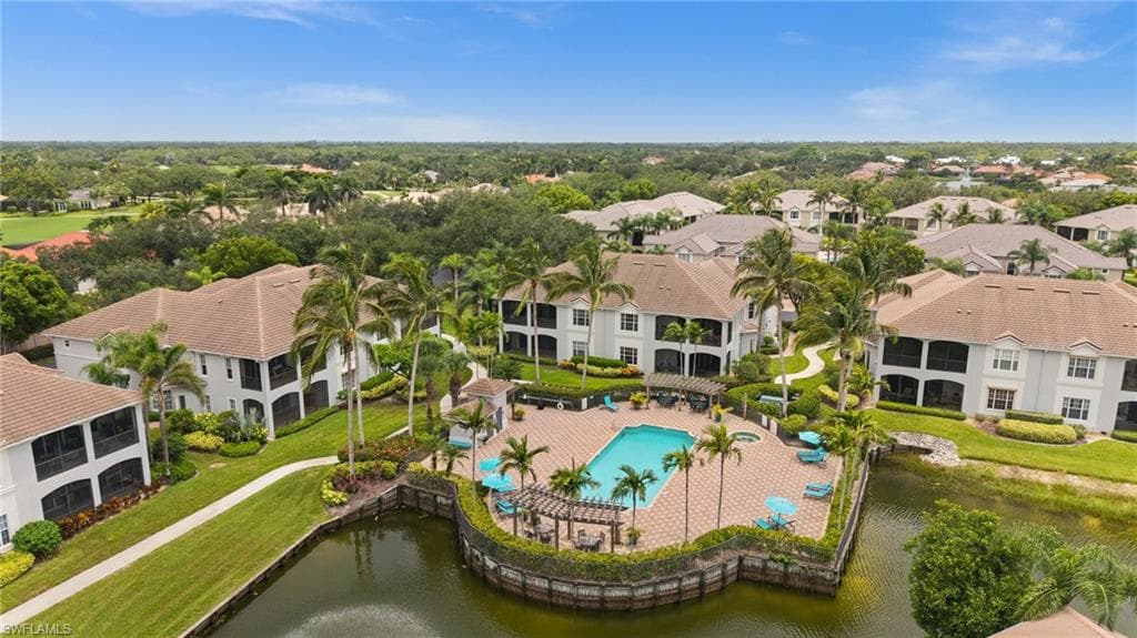 5004 Maxwell Cir 3-202, Naples, FL 34105-40