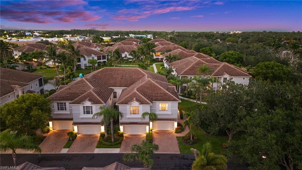 5004 Maxwell Cir 3-202, Naples, FL 34105-48