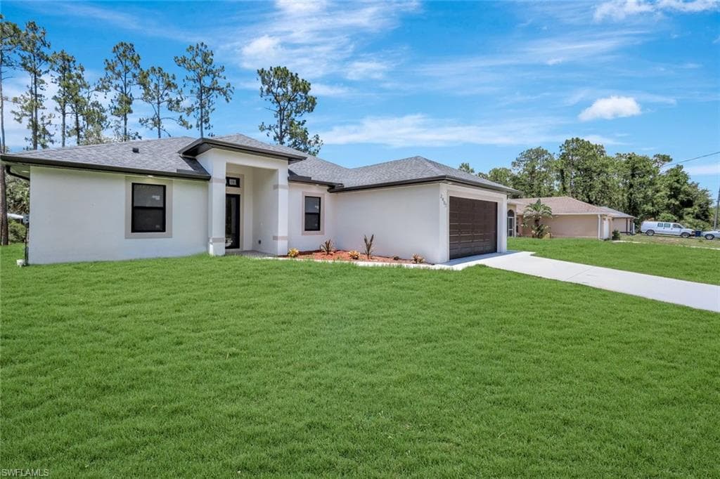 2407 Jetridge St, Alva, FL 33920-27