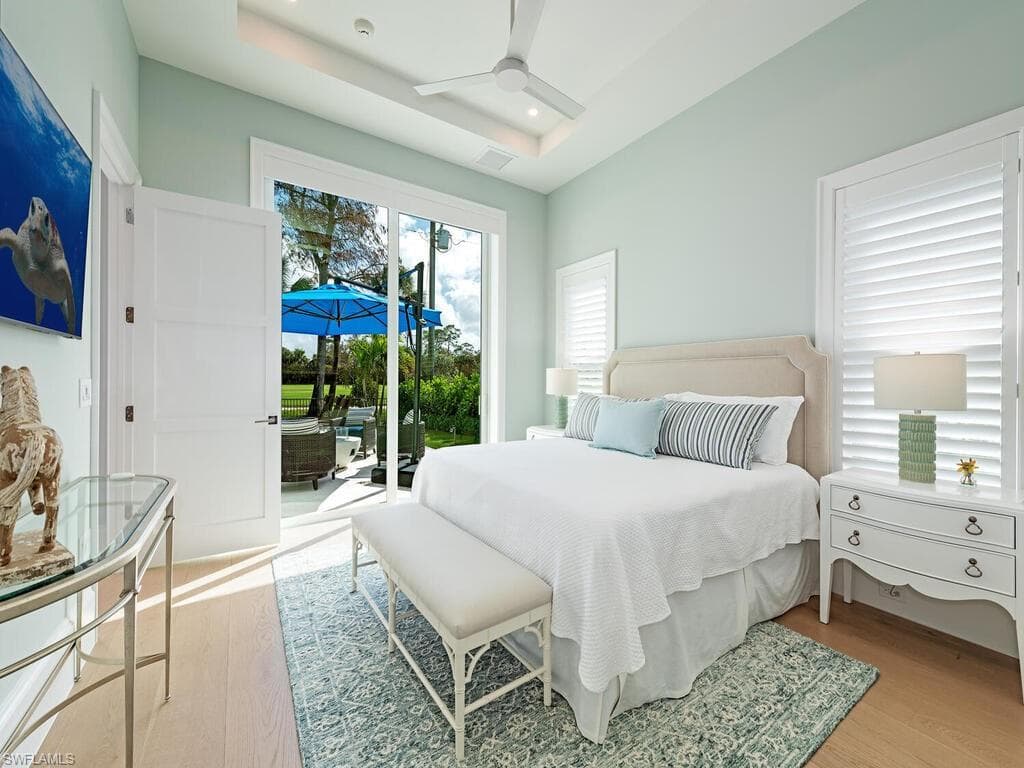 130 Burning Tree Dr, Naples, FL 34105-15