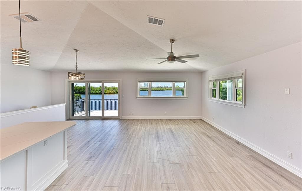 4735 Pinfish Ct, Bonita Springs, FL 34134-17