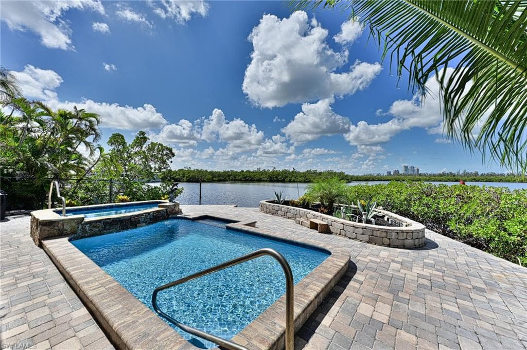 4735 Pinfish Ct, Bonita Springs, FL 34134-25