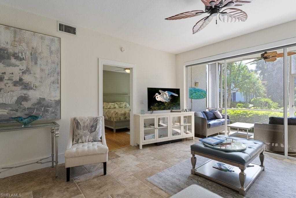 7100 Barrington Cir 4, Naples, FL 34108-11