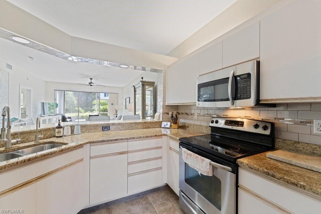 7100 Barrington Cir 4, Naples, FL 34108-14