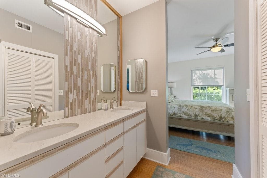7100 Barrington Cir 4, Naples, FL 34108-22