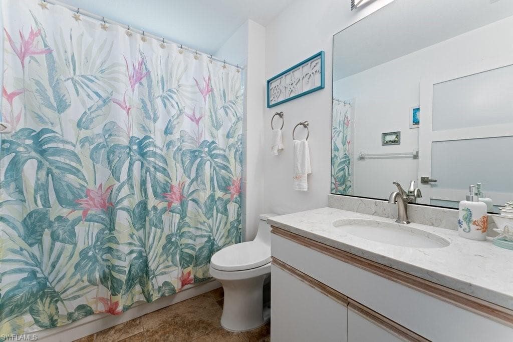 7100 Barrington Cir 4, Naples, FL 34108-25