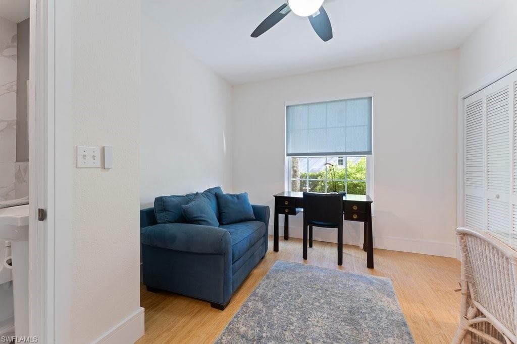 7100 Barrington Cir 4, Naples, FL 34108-27