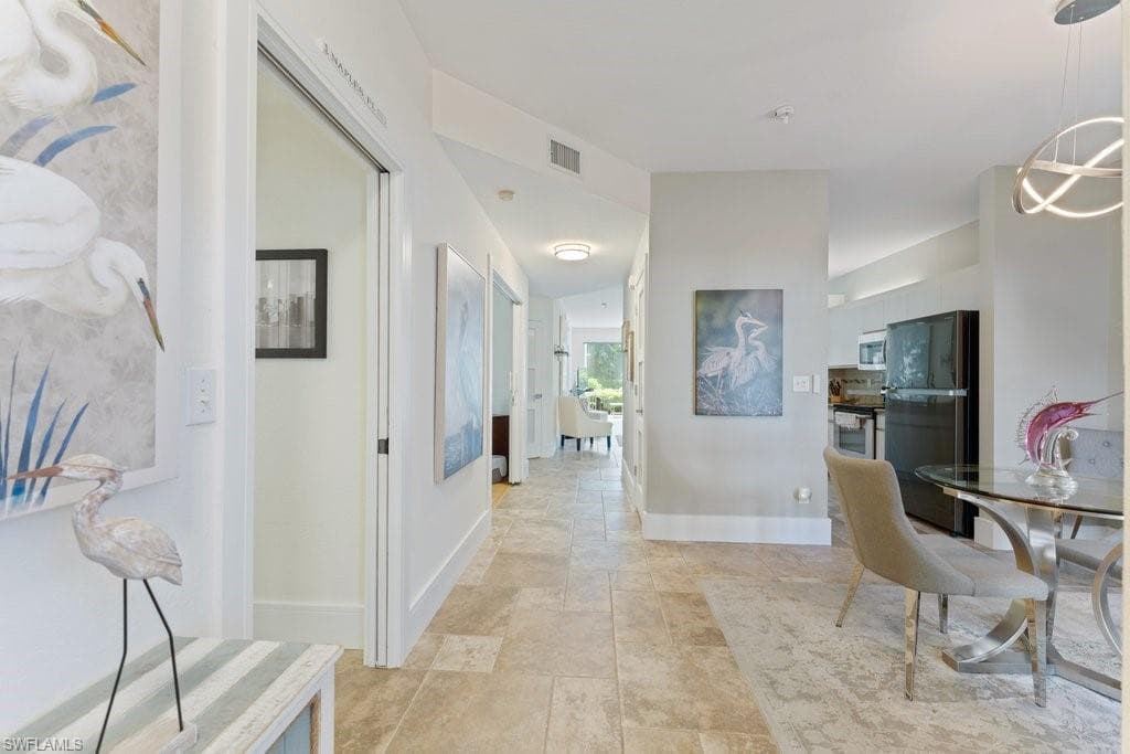 7100 Barrington Cir 4, Naples, FL 34108-6