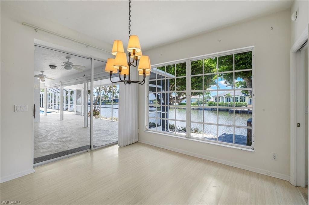 1895 Woodbine Ct, Marco Island, FL 34145-11