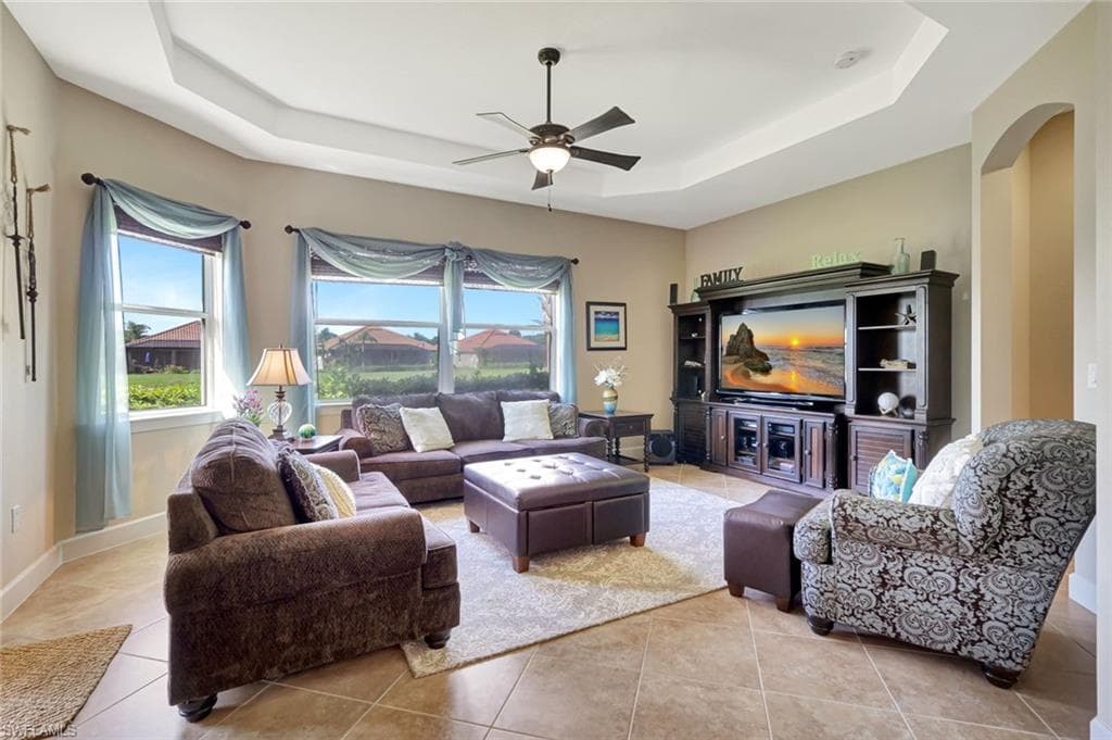 9693 Cobalt Cove Cir, Naples, FL 34120-9