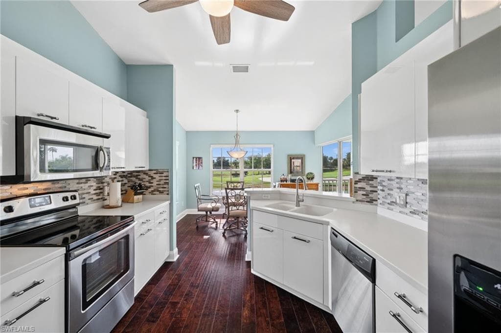 5912 Three Iron Dr 2403, Naples, FL 34110-9