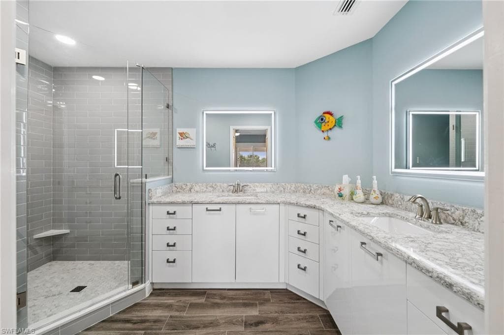 5912 Three Iron Dr 2403, Naples, FL 34110-15