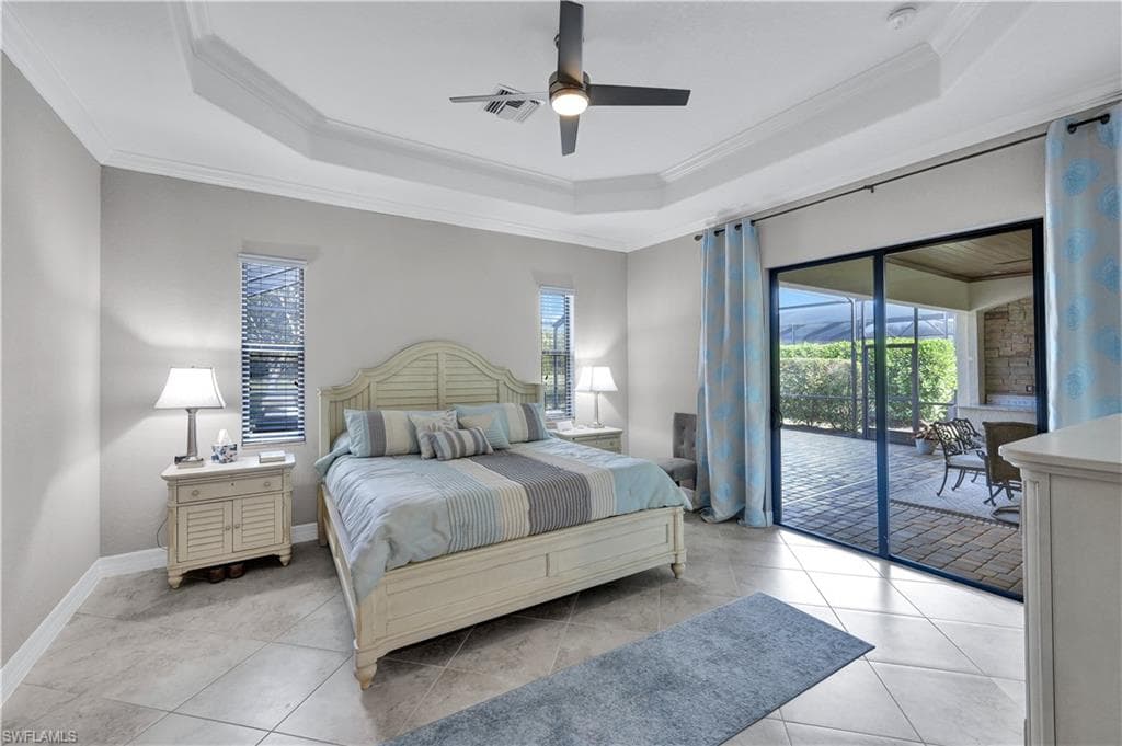2786 Aviamar Cir, Naples, FL 34114-13
