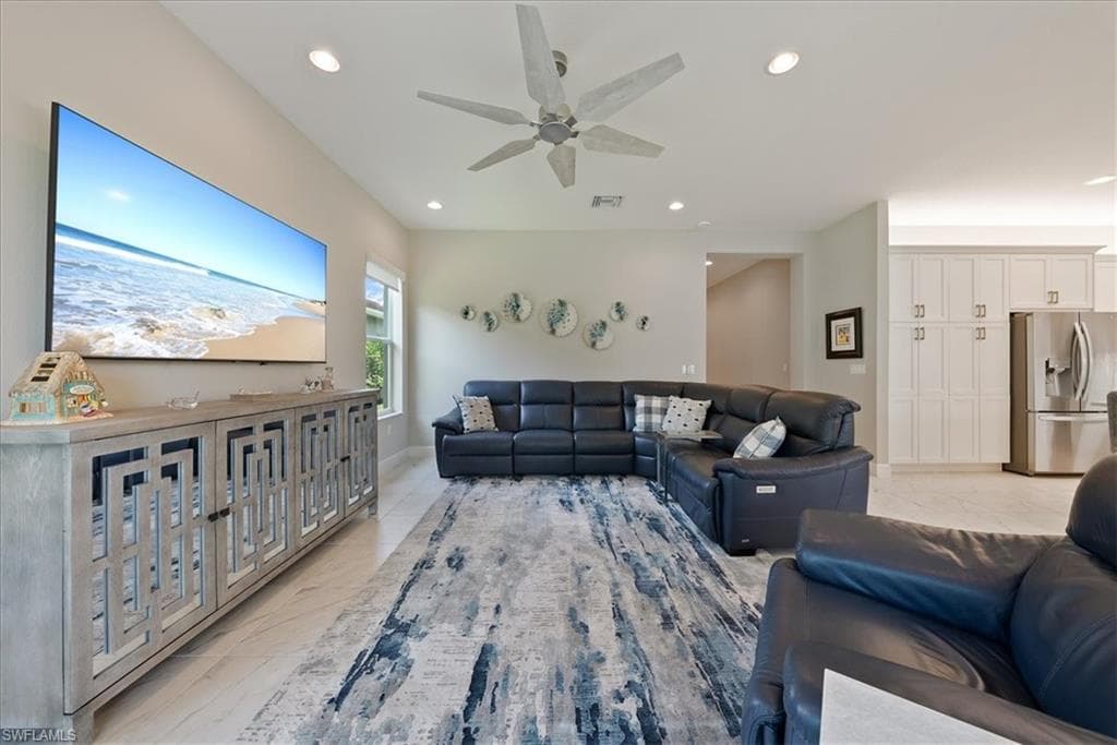 28646 Lobos Cir, Bonita Springs, FL 34135-10