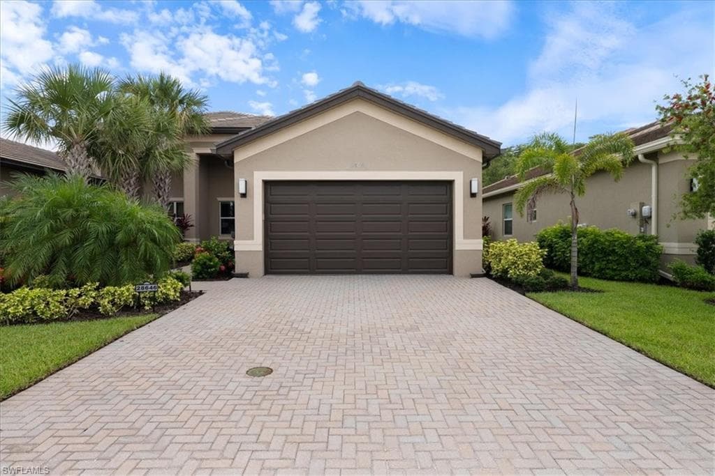 28646 Lobos Cir, Bonita Springs, FL 34135-31