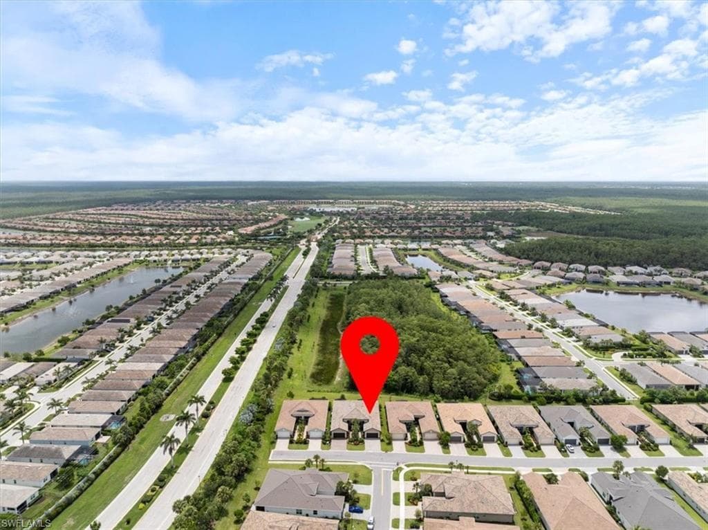 28646 Lobos Cir, Bonita Springs, FL 34135-37