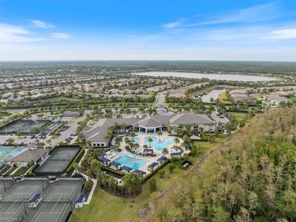 28646 Lobos Cir, Bonita Springs, FL 34135-48
