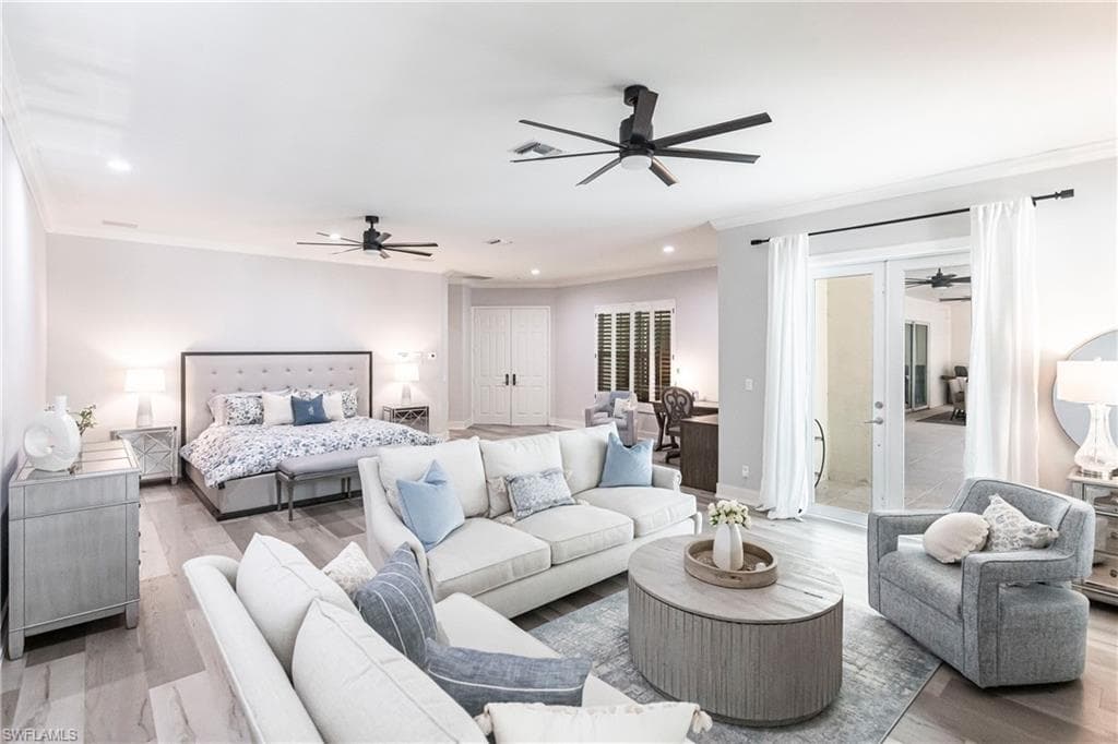 5791 Shady Oaks Ln, Naples, FL 34119-15