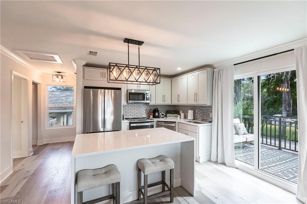 5791 Shady Oaks Ln, Naples, FL 34119-29