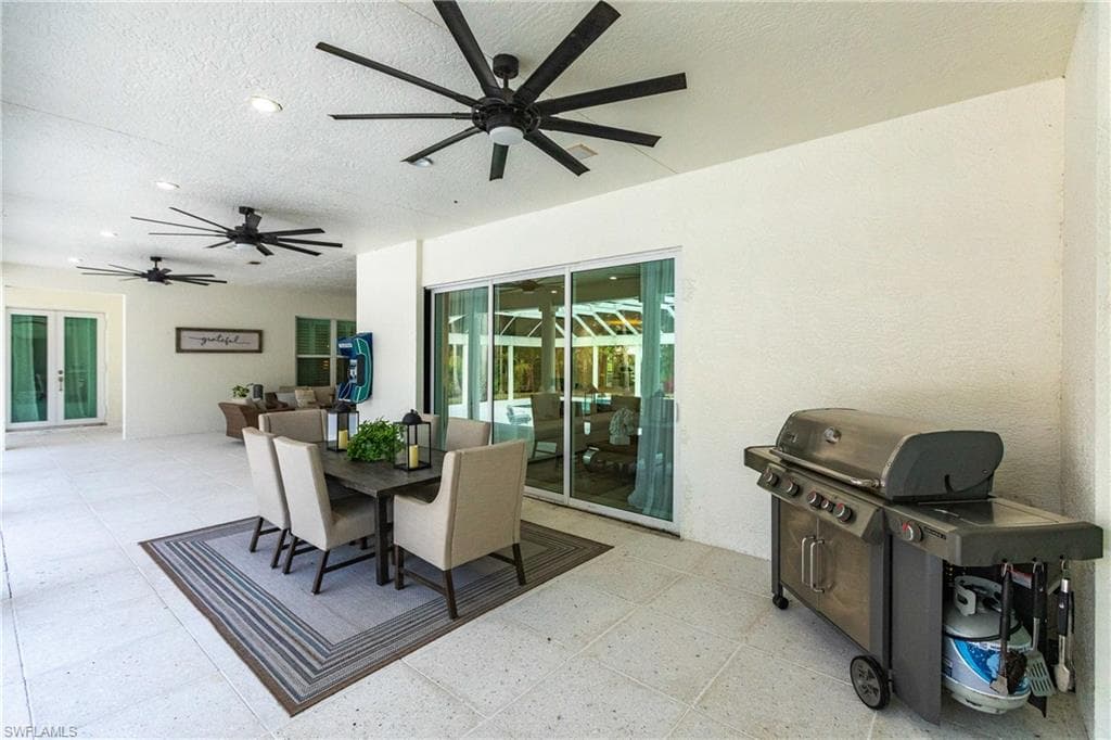 5791 Shady Oaks Ln, Naples, FL 34119-40