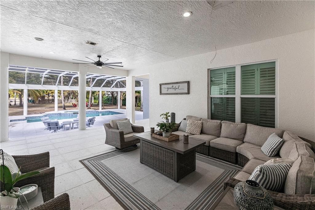 5791 Shady Oaks Ln, Naples, FL 34119-41