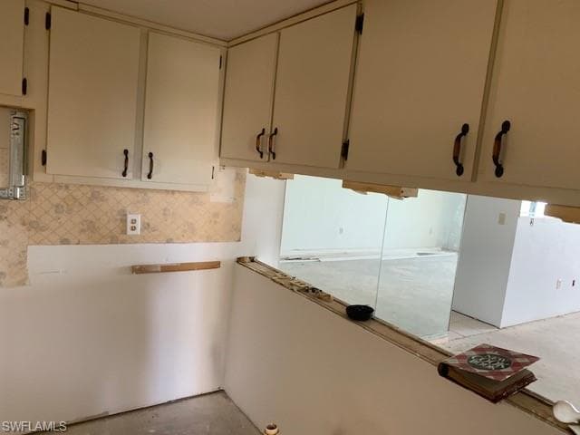 11060 Caravel Cir 104, Fort Myers, FL 33908-11