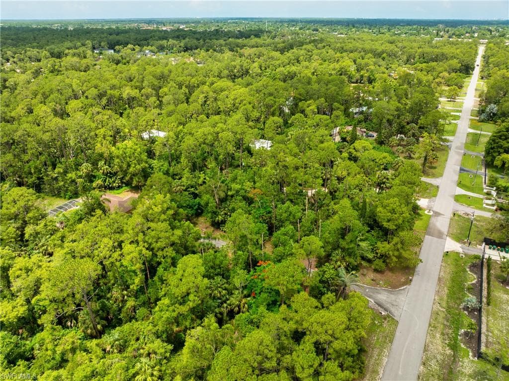 3500 19th Ave SW, Naples, FL 34117-9