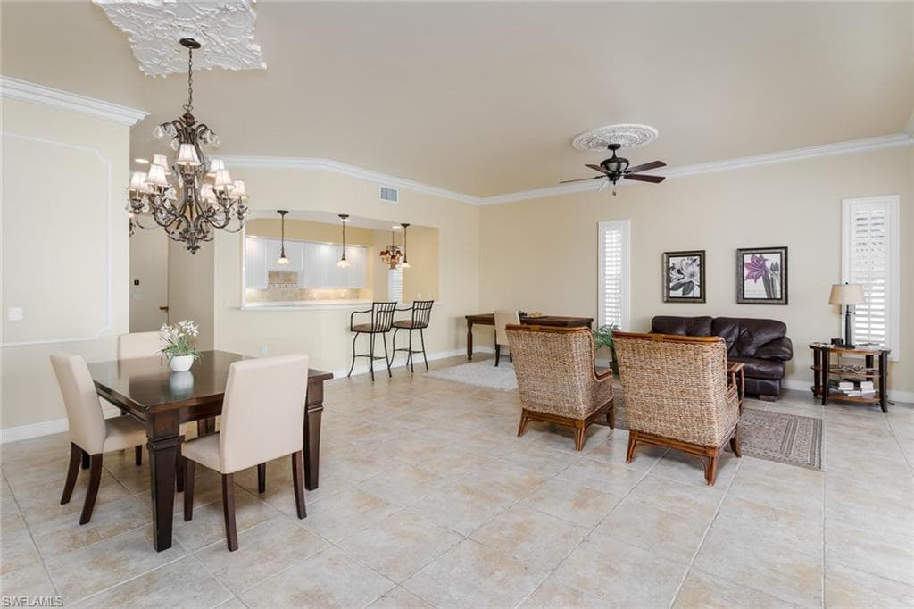 330 Grove Ct 2-201, Naples, FL 34110-10