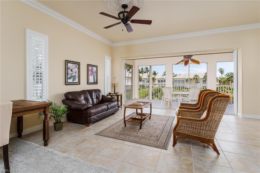 330 Grove Ct 2-201, Naples, FL 34110-12