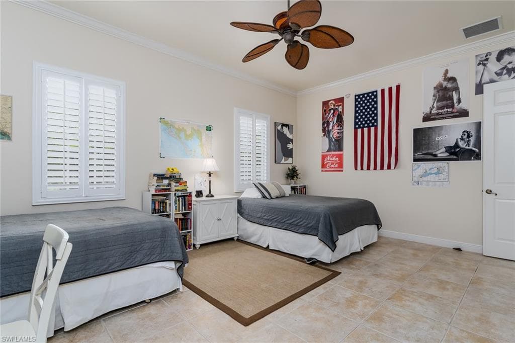 330 Grove Ct 2-201, Naples, FL 34110-20