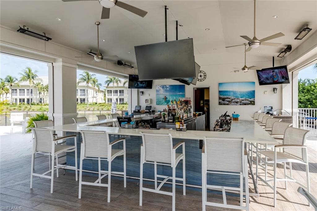 330 Grove Ct 2-201, Naples, FL 34110-39