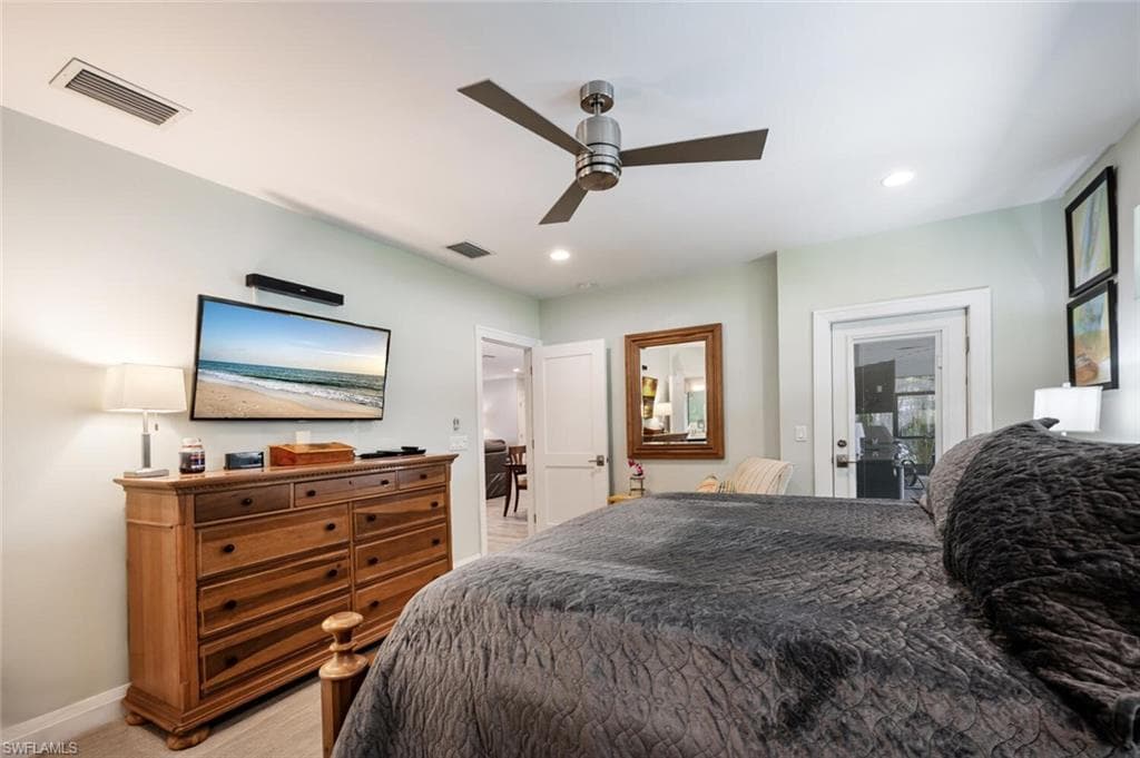 10327 Pennsylvania Ave, Bonita Springs, FL 34135-20