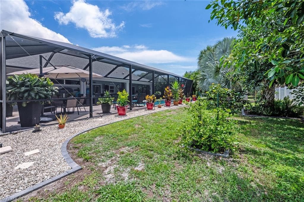 10327 Pennsylvania Ave, Bonita Springs, FL 34135-43