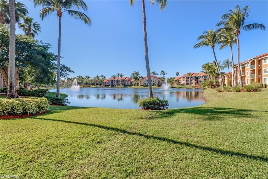 1265 Wildwood Lakes Blvd 208, Naples, FL 34104-12