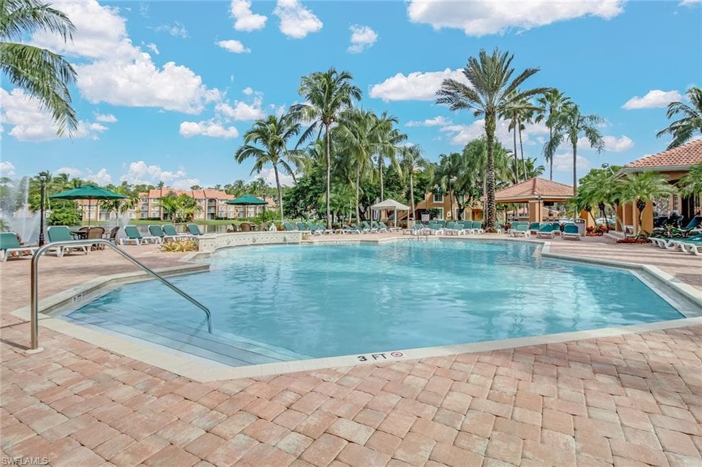 1265 Wildwood Lakes Blvd 208, Naples, FL 34104-15