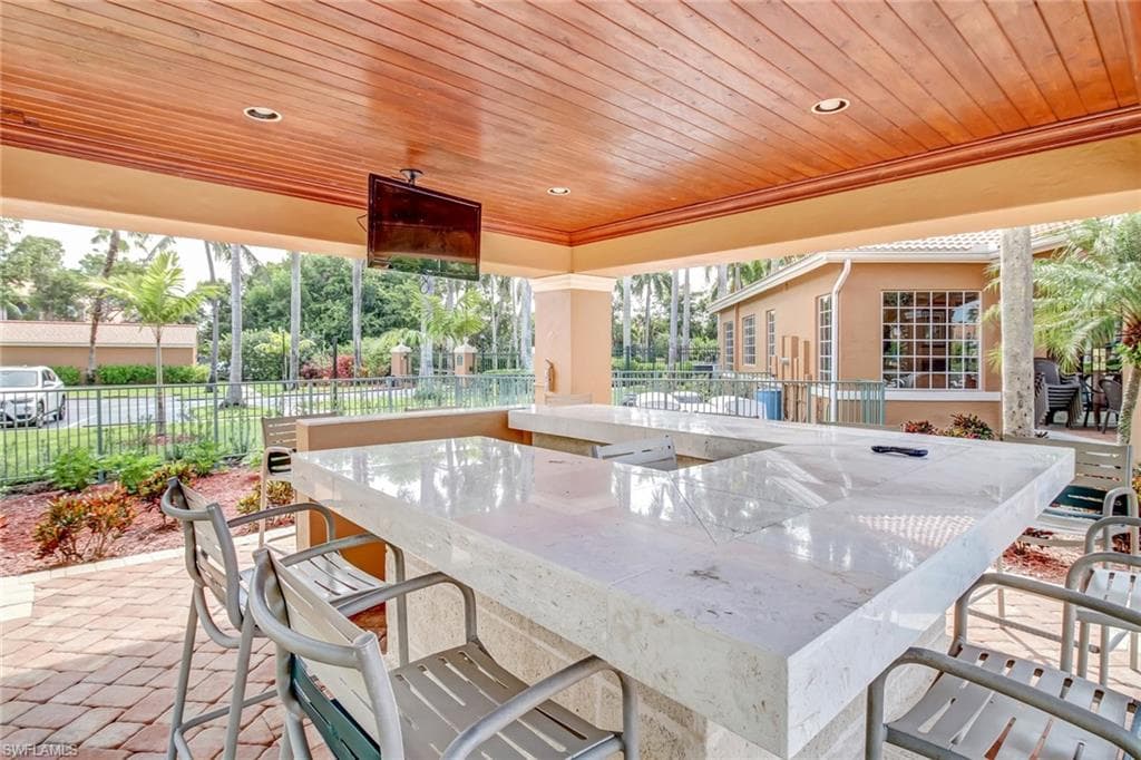 1265 Wildwood Lakes Blvd 208, Naples, FL 34104-22