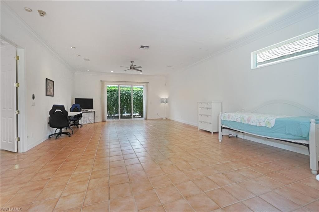 922 Turtle Ct 21-21, Naples, FL 34108-21