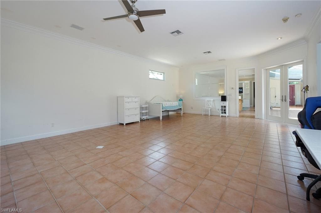 922 Turtle Ct 21-21, Naples, FL 34108-22