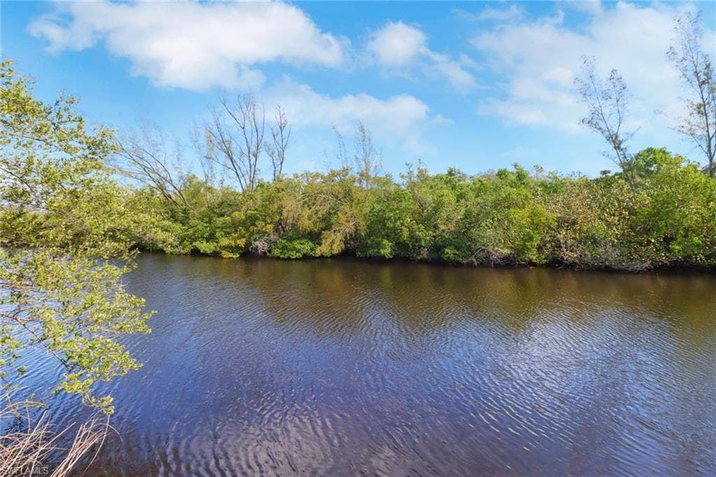 2447 Harbor Rd, Naples, FL 34104-7