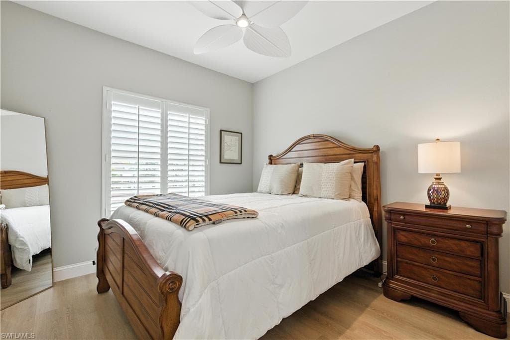 547 11th Ave S 204, Naples, FL 34102-26