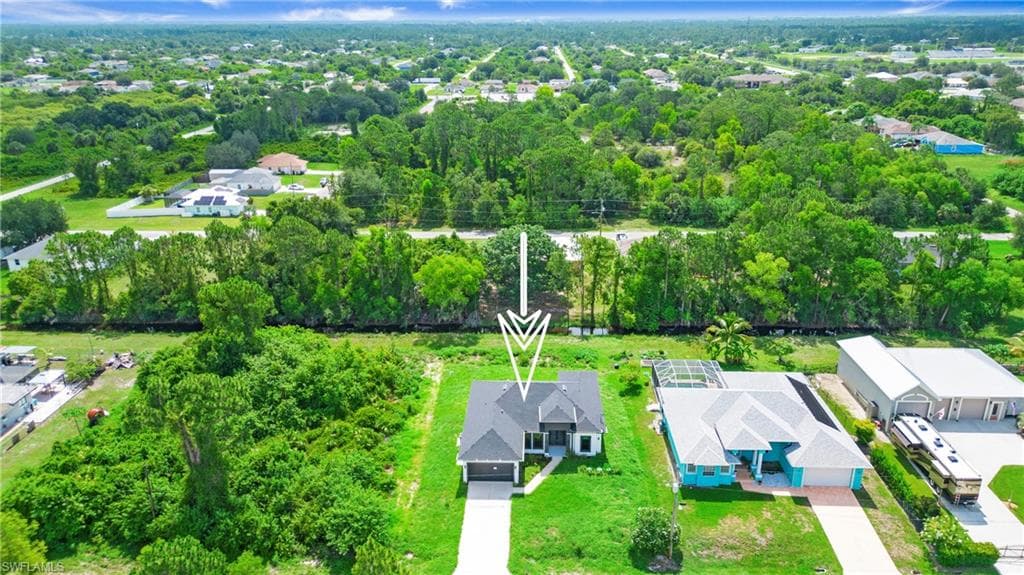 739 David Laird Ln, Lehigh Acres, FL 33974-35