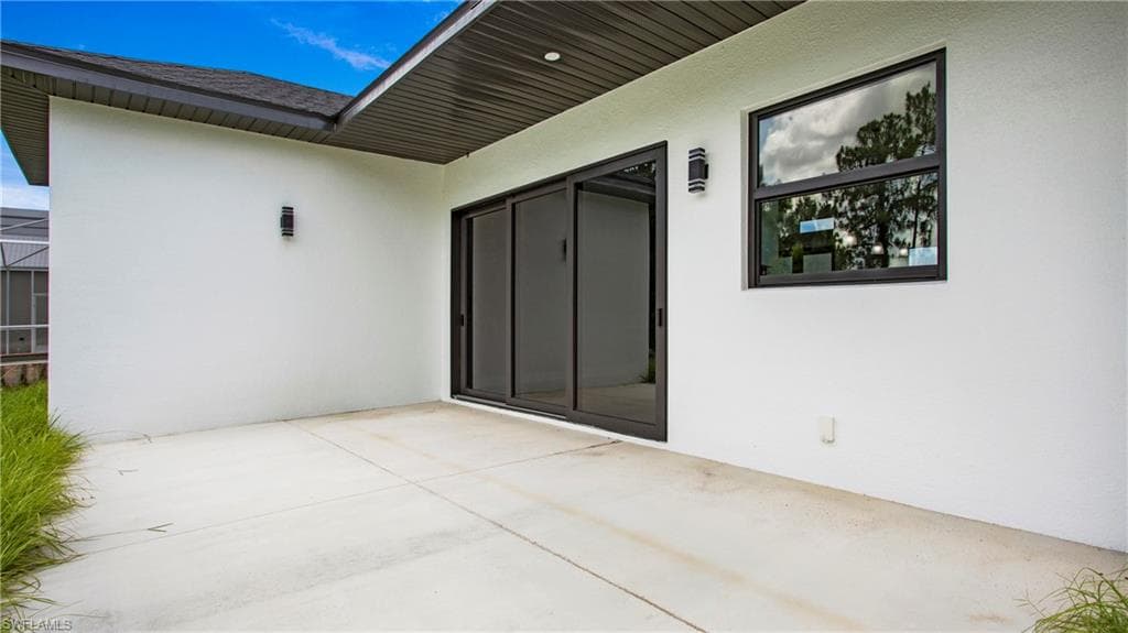 739 David Laird Ln, Lehigh Acres, FL 33974-3
