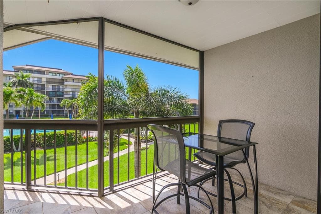 615 Seaview Ct Q3, Marco Island, FL 34145-10