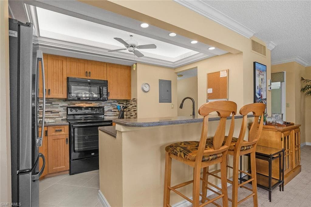615 Seaview Ct Q3, Marco Island, FL 34145-12