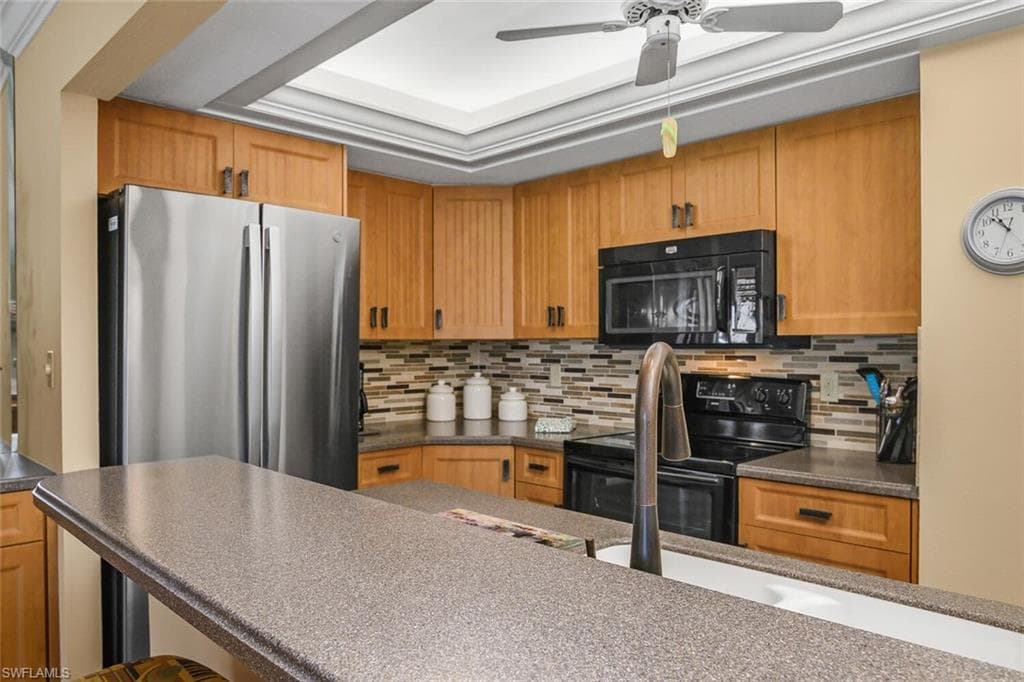615 Seaview Ct Q3, Marco Island, FL 34145-18
