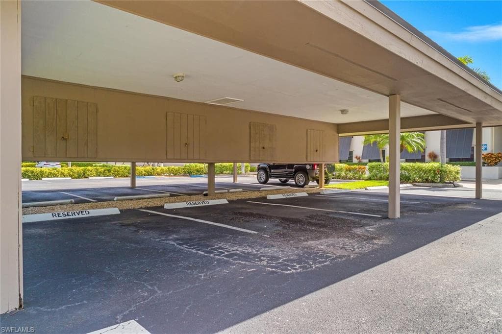 615 Seaview Ct Q3, Marco Island, FL 34145-30