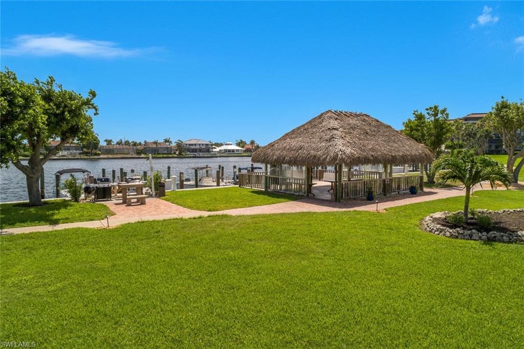 615 Seaview Ct Q3, Marco Island, FL 34145-37