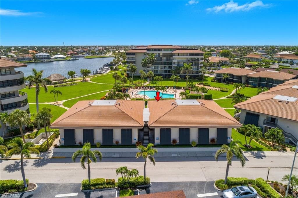 615 Seaview Ct Q3, Marco Island, FL 34145-4